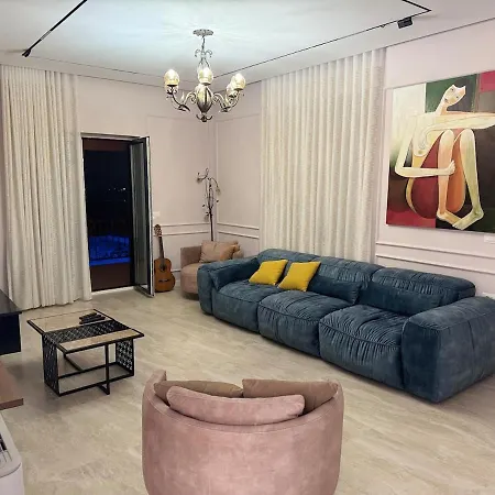 Garden & Pool تيرانا