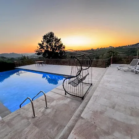 Garden & Pool * تيرانا