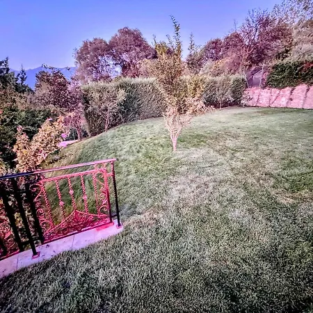 فيلة Garden & Pool *