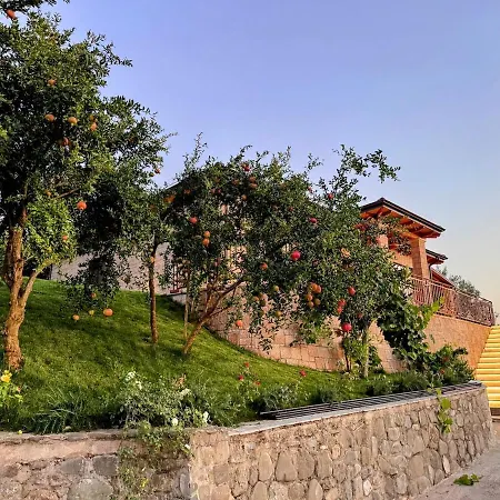 فيلة Garden & Pool تيرانا