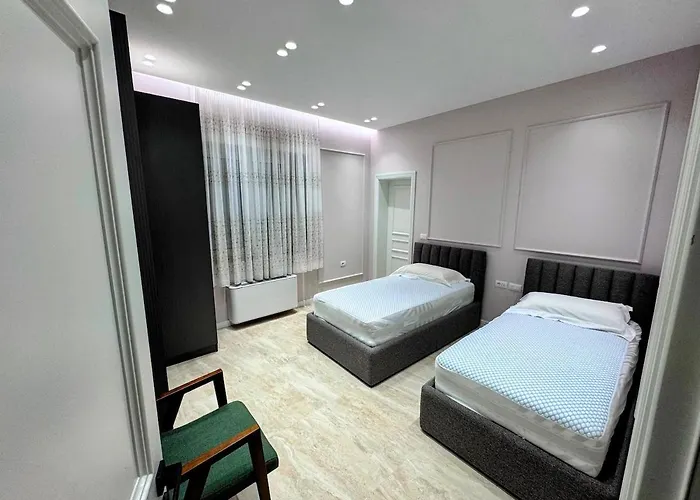 Villa Garden & Pool Tirana