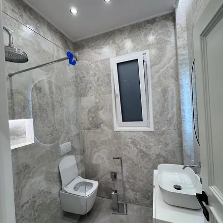 Villa Garden & Pool Tirana