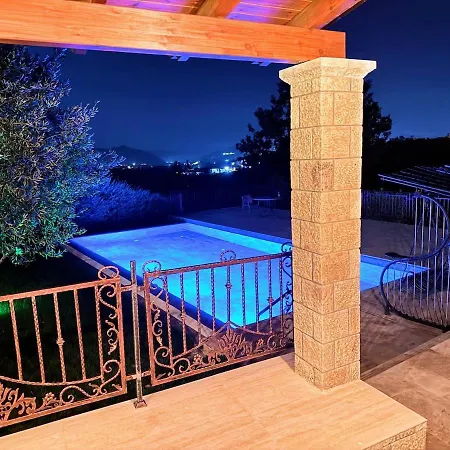 Garden Villa&pool Tirana