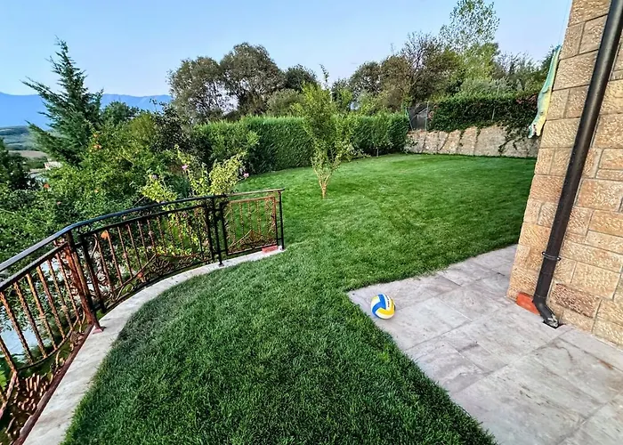 Garden & Pool Villa